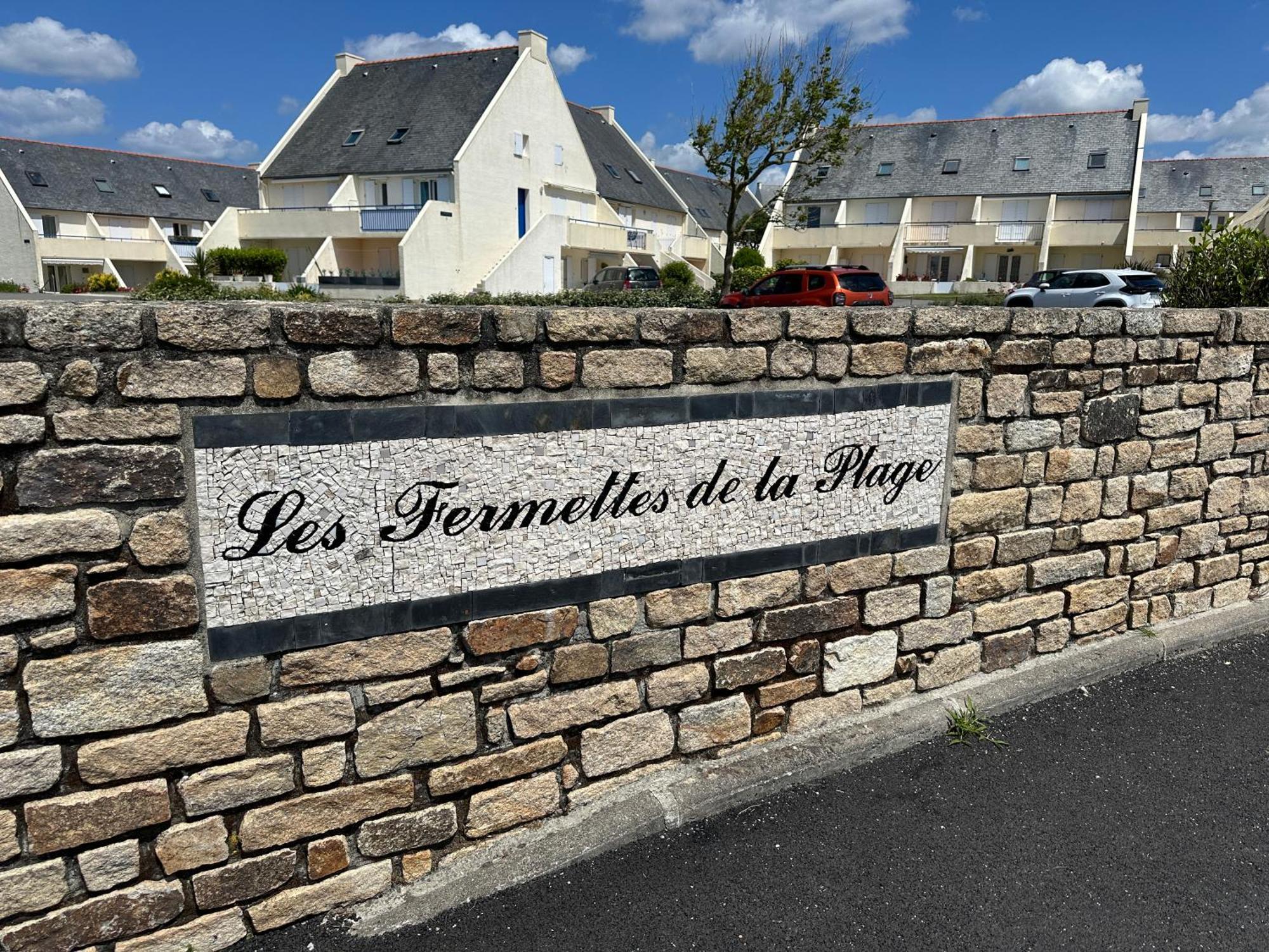 Les Fermettes De La Plage Saint-Nic Exterior photo